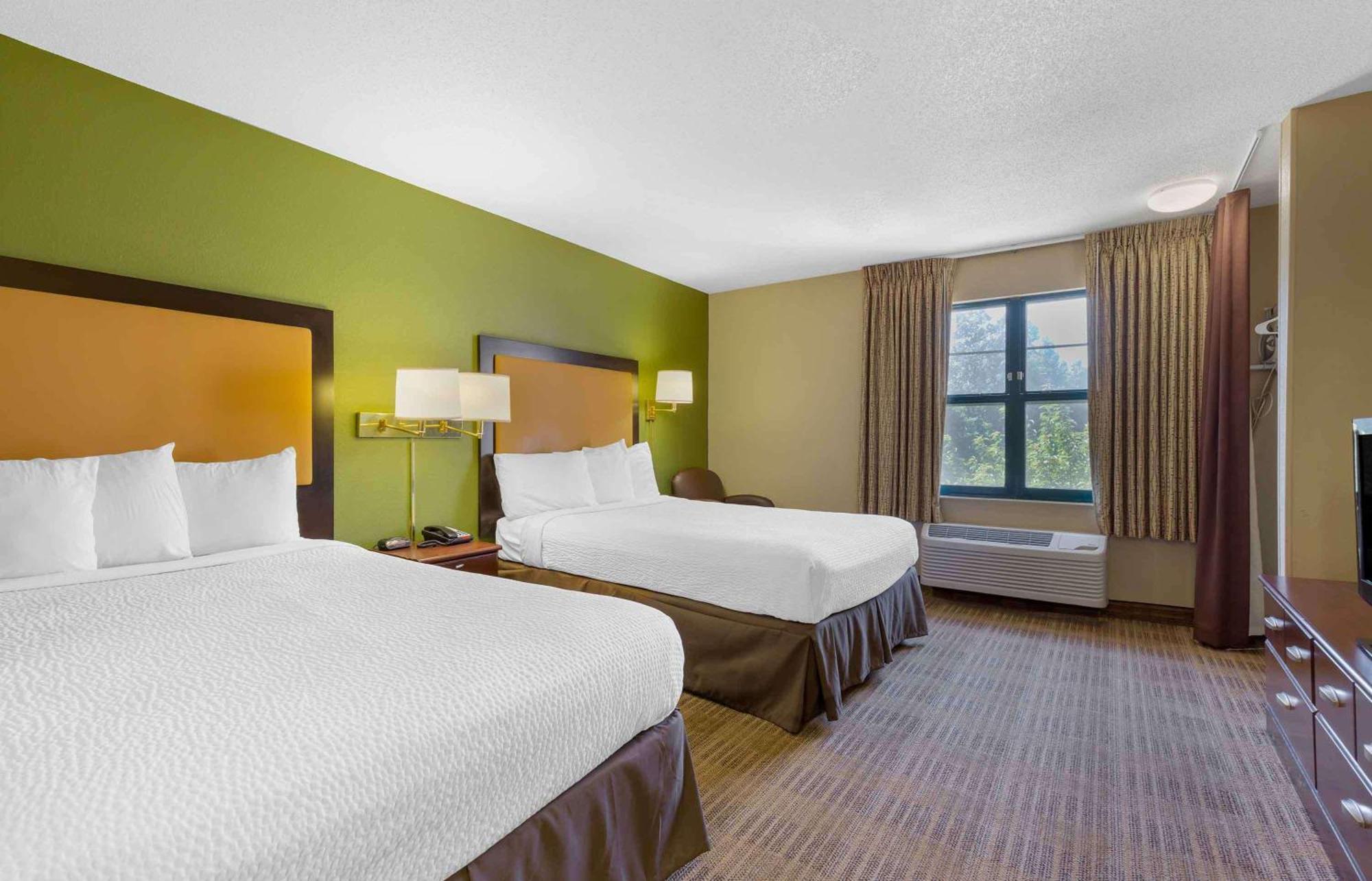 Extended America - Washington, Dc - - Dulles South Chantilly